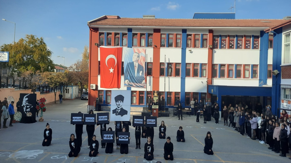 10 Kasım Atatürk' ü Anma Günü
